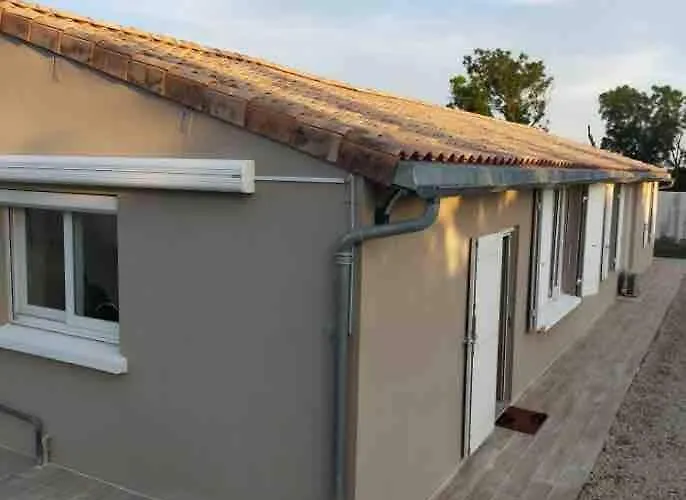 Le 14 Maison Familiale Entre Terre Et بيت للعطل *